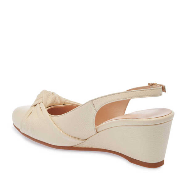 Bej Deri Kadın Dolgu Topuklu Ayakkabı - K24Y1AY67181-A25 - 2