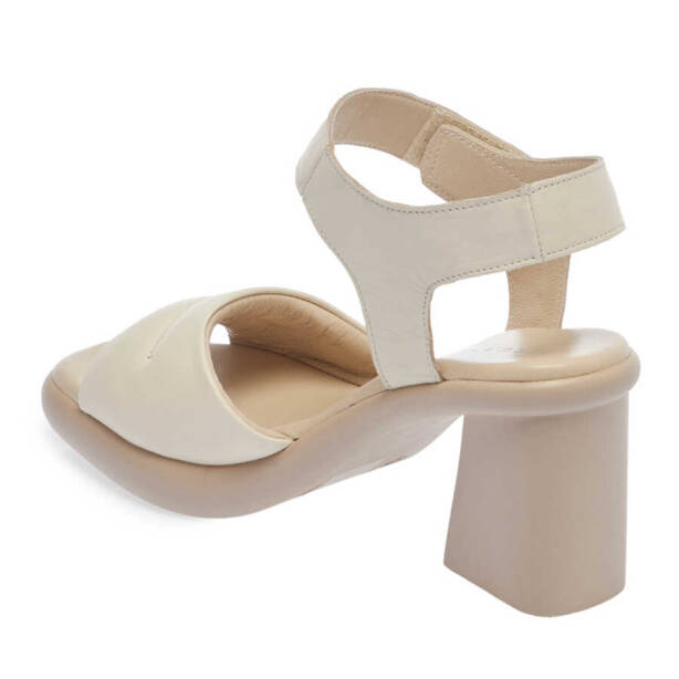 Bej Deri Kadın Sandalet - K24Y1AY67142-A25 - 2