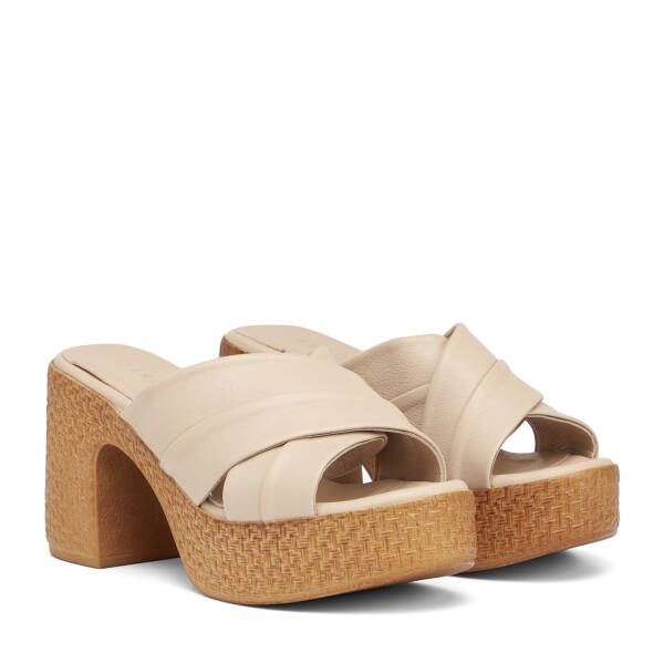 Bej Hakiki Deri Kadın Terlik - K25Y1TR67767-A25 - 2