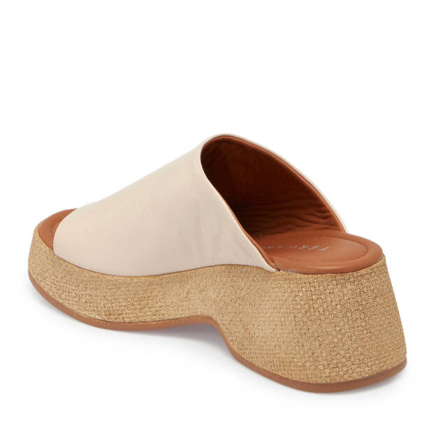 Bej Hakiki Rugan Deri Kadın Terlik - K24Y1TR67249-A54 - 3