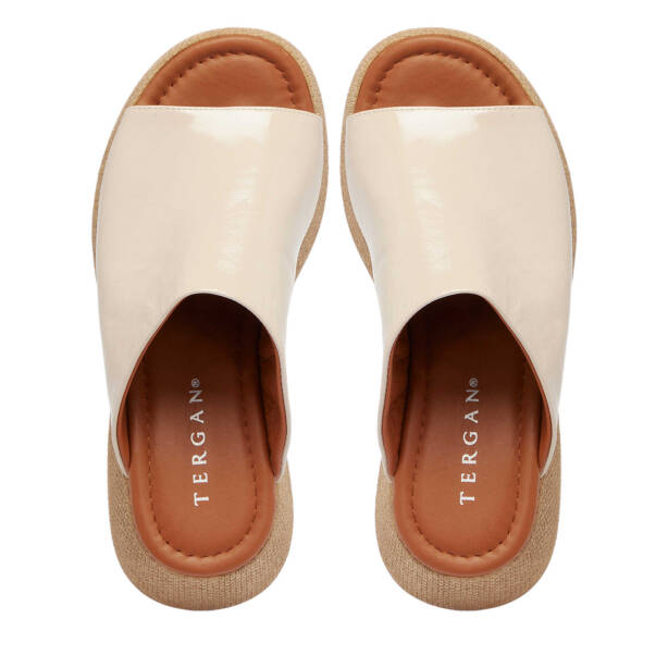 Bej Hakiki Rugan Deri Kadın Terlik - K24Y1TR67249-A54 - 5