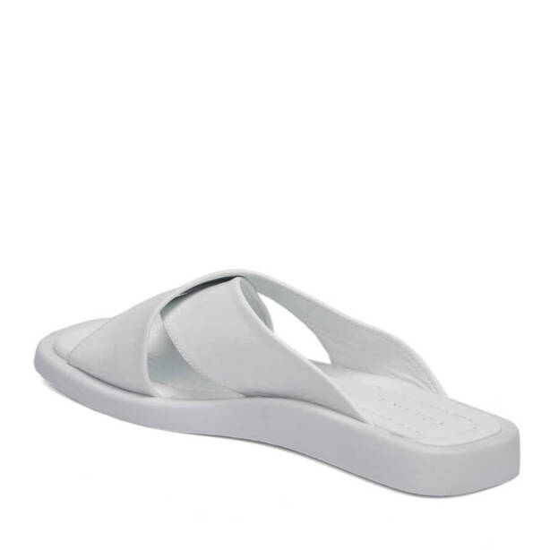 Beyaz Hakiki Deri Kadın Terlik - K24Y1TR67433-A26 - 2