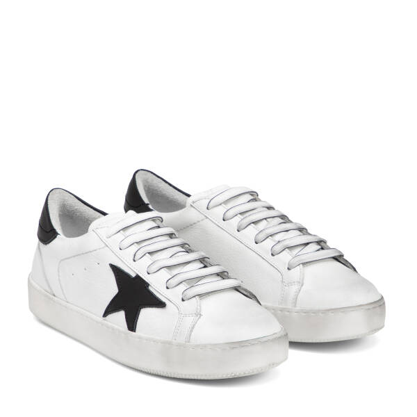 Beyaz Hakiki Deri Kadın Sneaker - K25I1AY68072-A26 - 2