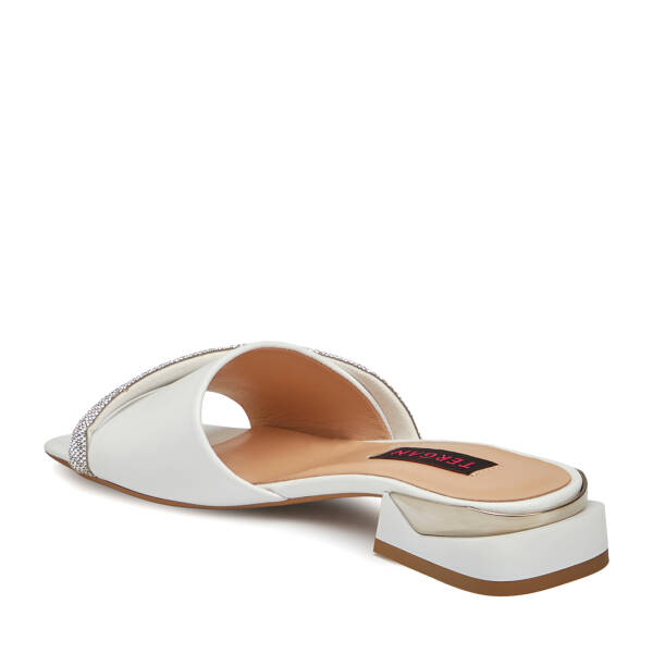 Beyaz Hakiki Deri Kadın Terlik - K25Y1TR67938-A26 - 2