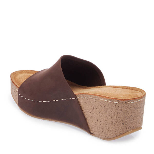 Kahverengi Hakiki Deri Kadın Terlik - K25Y1TR67998-Q44 - 3