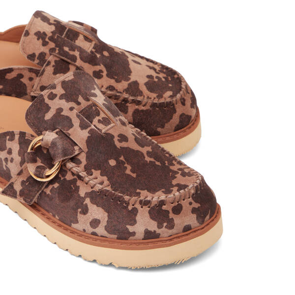 Kahverengi Hakiki Deri Kadın Terlik - K26Y1TR68400-A24 - 3