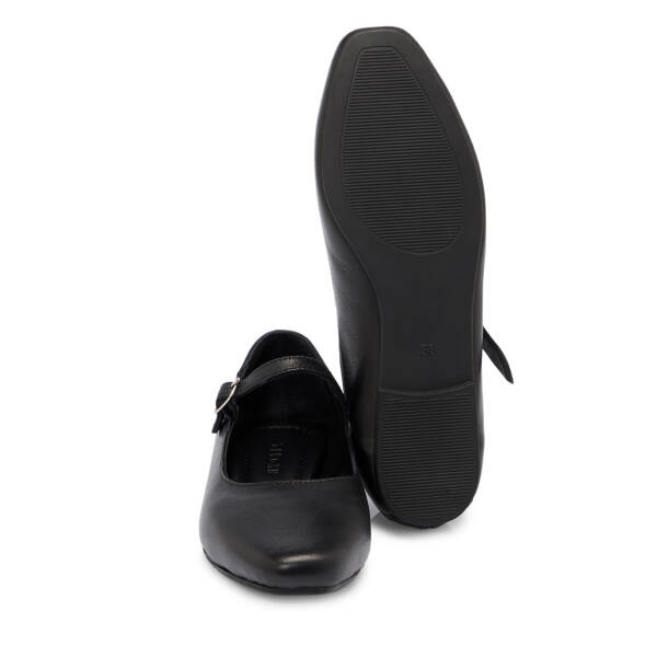 Siyah Deri Kadın Babet - K25S1BB68352-A23 - 4