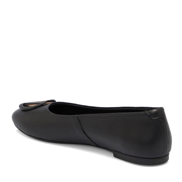 Siyah Deri Kadın Babet - K25S1BB68364-A23 - 2