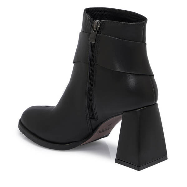 Siyah Deri Kadın Bot - K25K1BT68192-A23 - 2