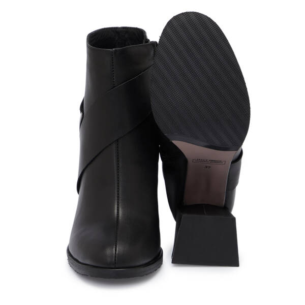 Siyah Deri Kadın Bot - K25K1BT68192-A23 - 4