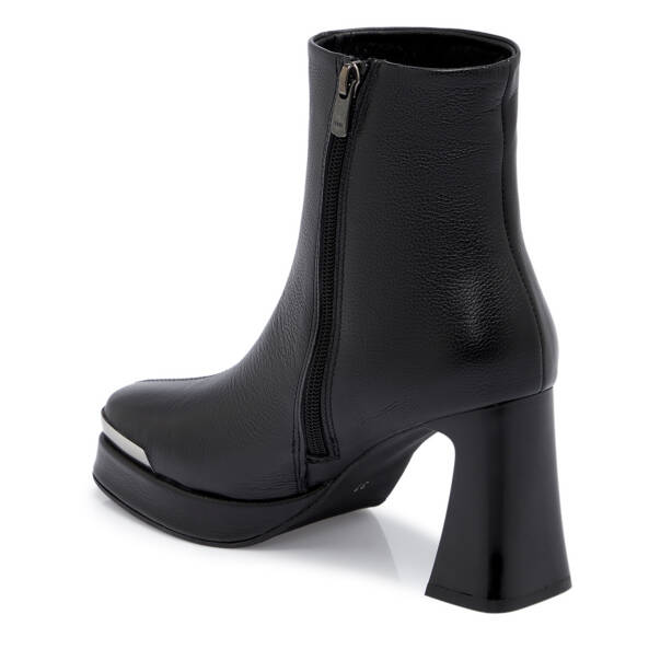 Siyah Deri Kadın Bot - K25K1BT68196-A23 - 2