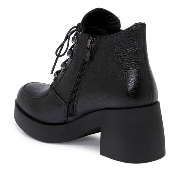 Siyah Deri Kadın Bot - K25K1BT68197-A41 - 2