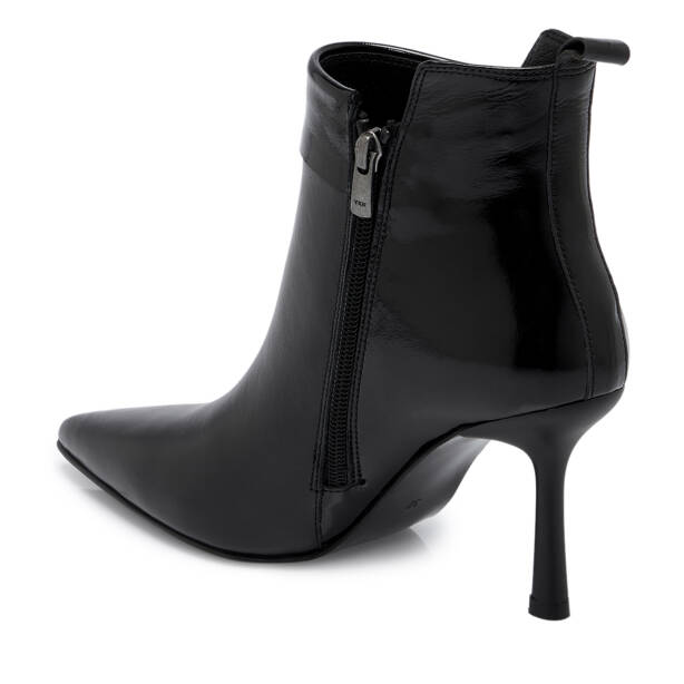 Siyah Deri Kadın Bot - K25K1BT68269-A23 - 2