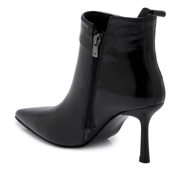 Siyah Deri Kadın Bot - K25K1BT68269-A23 - 2
