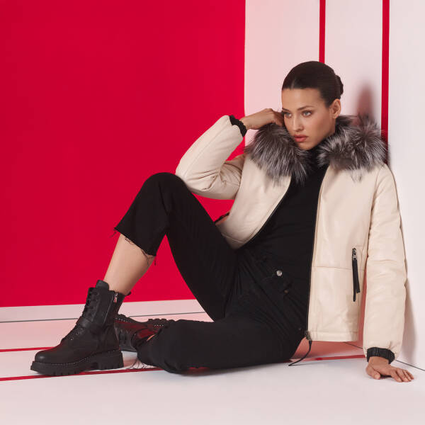 Siyah Hakiki Deri Kadın Bot - K25K1BT68302-A23 - 1