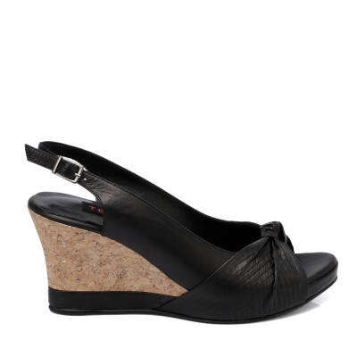  Siyah Deri Kadın Dolgu Topuklu Ayakkabı - K23Y1AY66703-A23 - 3