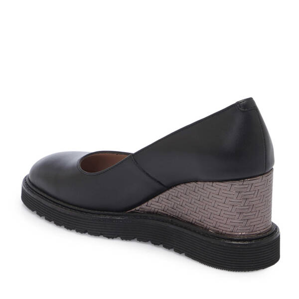 Siyah Hakiki Deri Kadın Dolgu Topuklu Ayakkabı - K25I1AY68092-A23 - 2