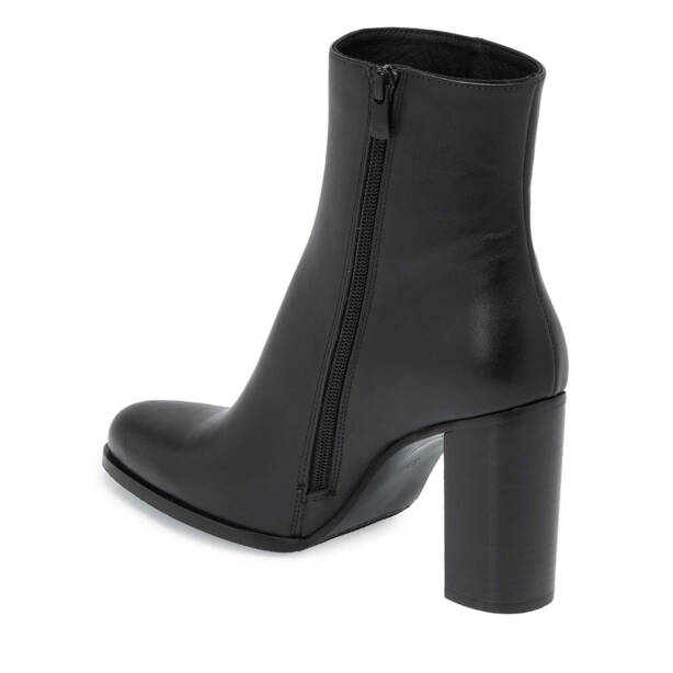 Siyah Deri Kadın Klasik Bot - K24K1BT67613-A23 - 2