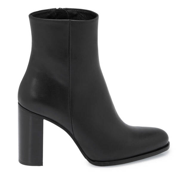 Siyah Deri Kadın Klasik Bot - K24K1BT67613-A23 - 3