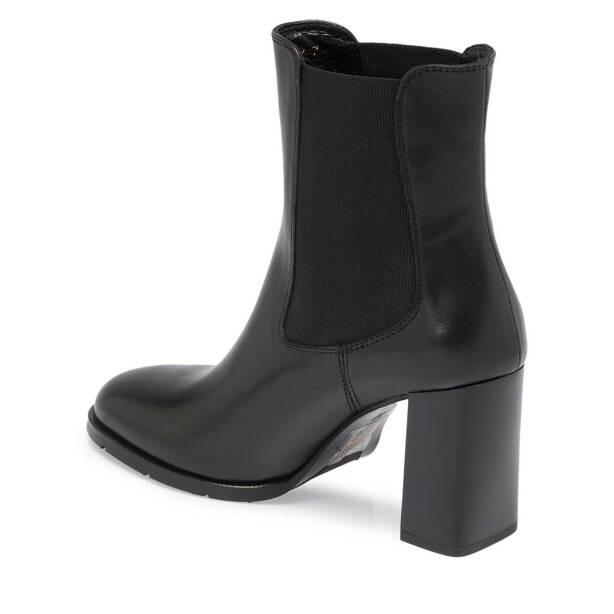Siyah Deri Kadın Klasik Bot - K24K1BT67651-A23 - 2