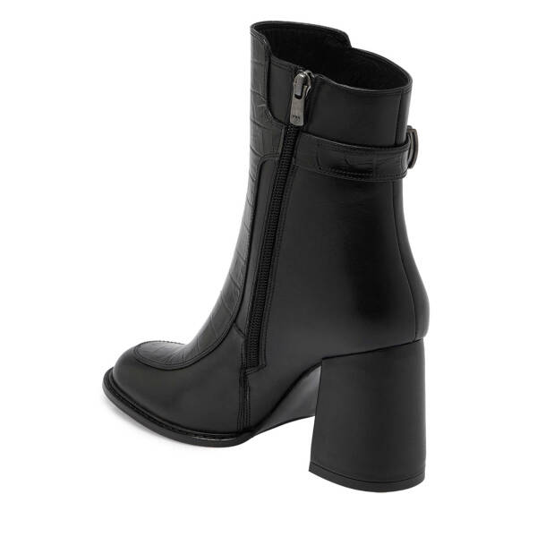 Siyah Deri Kadın Klasik Bot - K24K1BT67709-N97 - 2