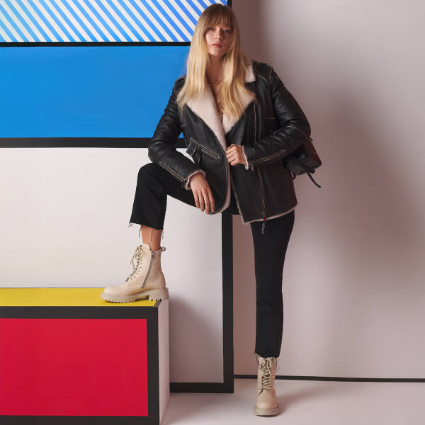 Siyah Deri Kadın Kürk Mont - K23KKM320388-Q3H - 1