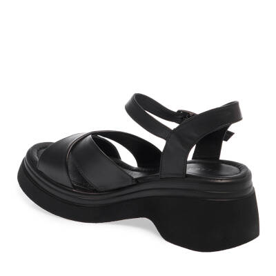  Siyah Deri Kadın Sandalet - K24Y1SN67282-A23 - 2