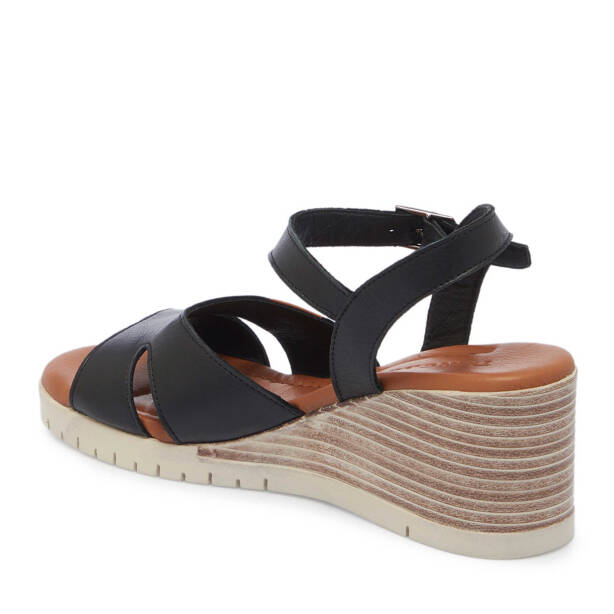 Siyah Hakiki Deri Kadın Sandalet - K25Y1SN67867-A23 - 3