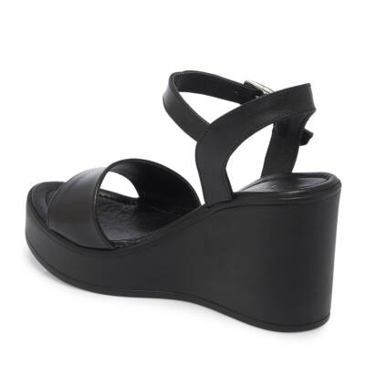Siyah Deri Kadın Sandalet - K25Y1SN67921-A23 - 2