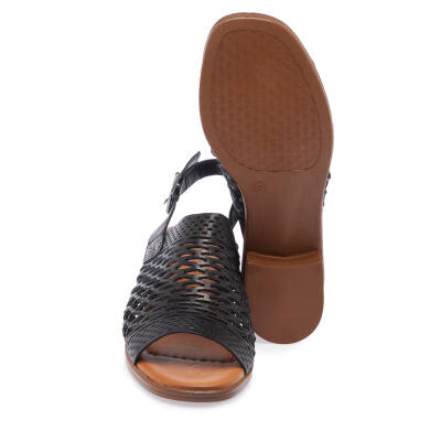 Siyah Deri Kadın Sandalet - K25Y1SN67928-A23 - 4