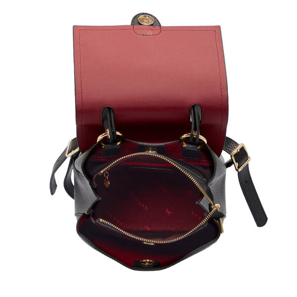 Siyah Deri Kadın Sırt Çantası - S1SR00080492-A41 - 4