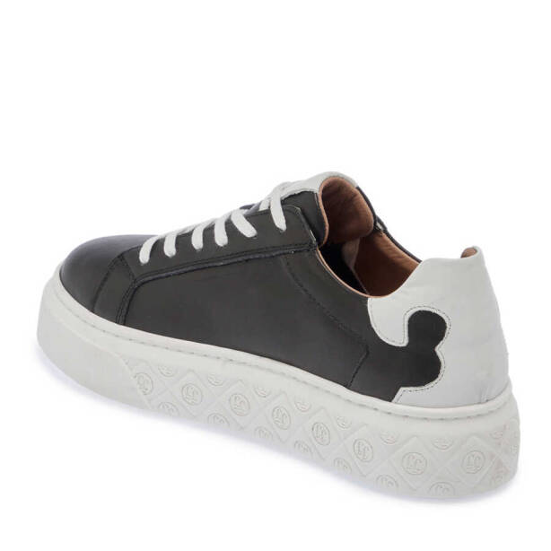 Siyah Hakiki Deri Kadın Sneaker - K24I1AY67299-A23 - 3