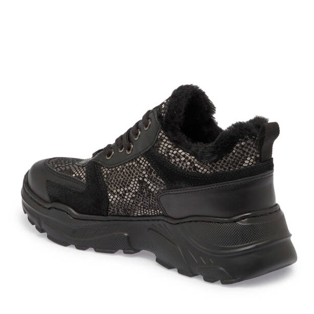 Siyah Deri Kadın Sneaker - K24S1AY67538-A23 - 2