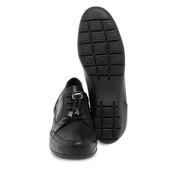 Siyah Deri Kadın Sneaker - K24S1AY67626-A23 - 4
