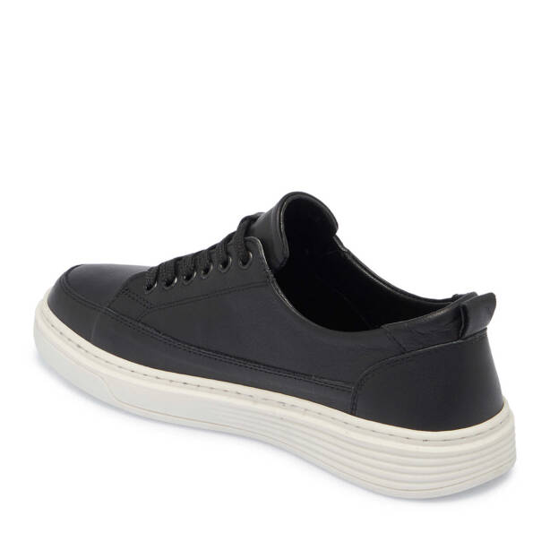 Siyah Deri Kadın Sneaker - K25I1AY67820-A23 - 2
