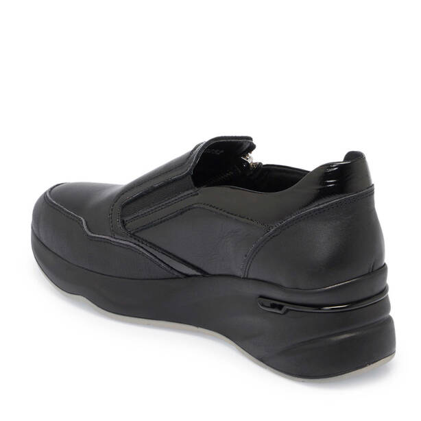 Siyah Hakiki Deri Kadın Sneaker - K25I1AY67942-A23 - 3