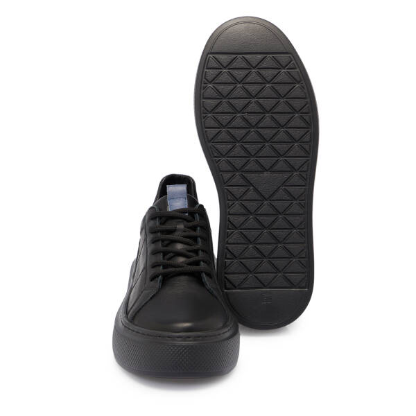 Siyah Deri Kadın Sneaker - K25S1AY68307-A23 - 4