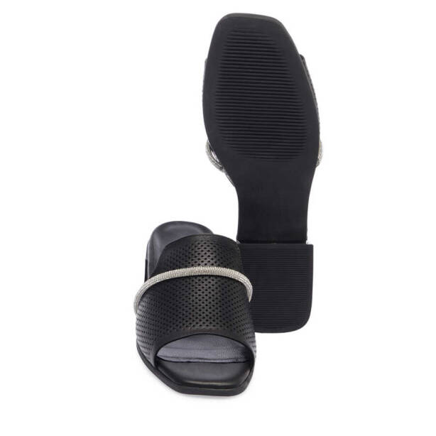 Siyah Deri Kadın Terlik - K24Y1TR67110-A23 - 4