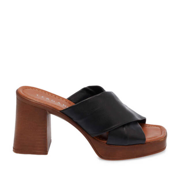 Siyah Hakiki Deri Kadın Terlik - K24Y1TR67238-A23 - 3