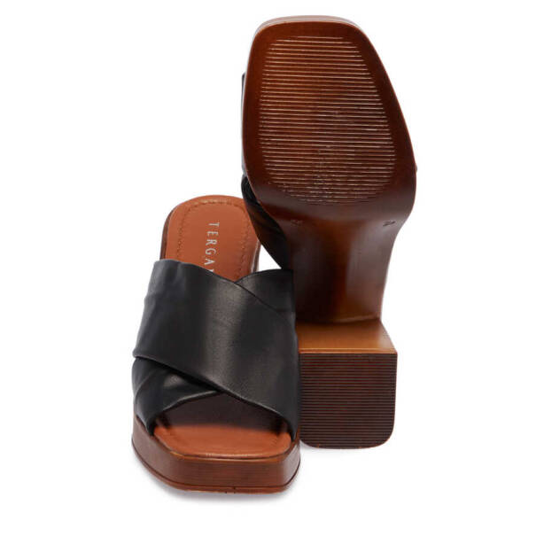 Siyah Hakiki Deri Kadın Terlik - K24Y1TR67238-A23 - 4