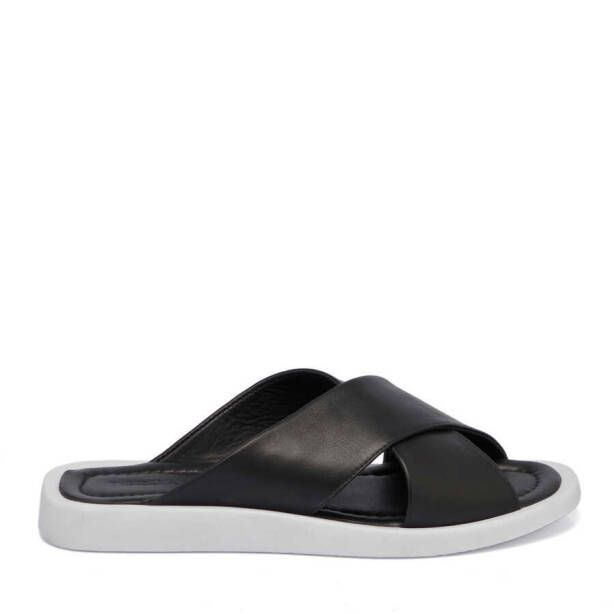 Siyah Hakiki Deri Kadın Terlik - K24Y1TR67433-A23 