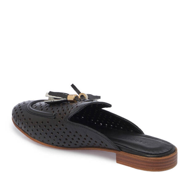 Siyah Hakiki Deri Kadın Terlik - K25Y1TR67888-A23 - 3