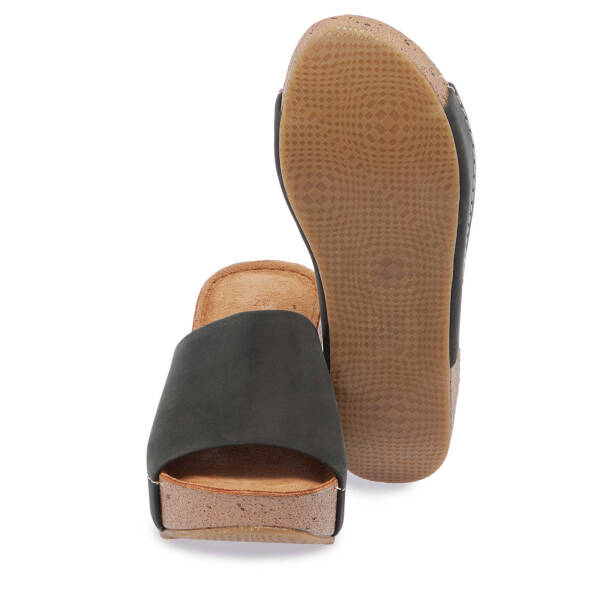 Siyah Deri Kadın Terlik - K25Y1TR67998-Q43 - 4