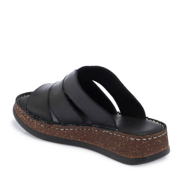 Siyah Hakiki Deri Kadın Terlik - K25Y1TR68061-A23 - 3