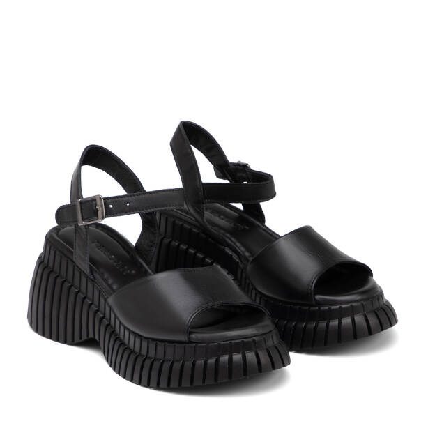 Siyah Hakiki Deri Kadın Sandalet - K25Y1SN67873-A23 - 2