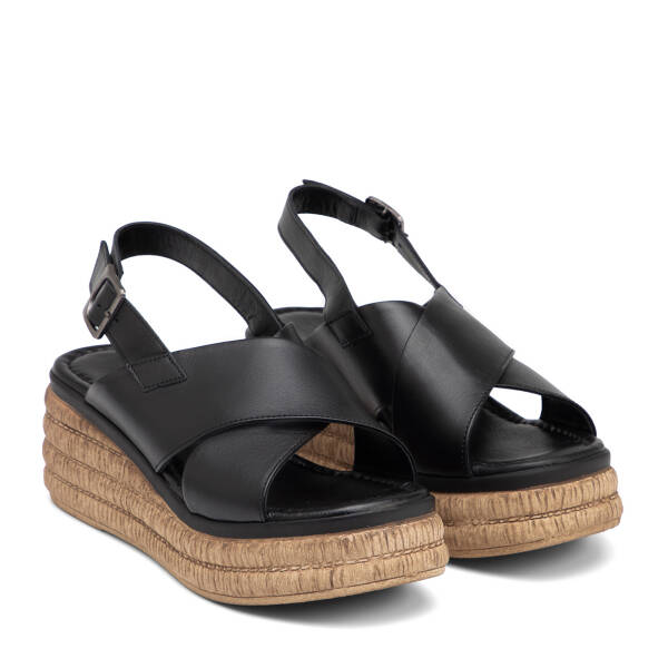 Siyah Hakiki Deri Kadın Sandalet - K26Y1SN68563-A23 - 2