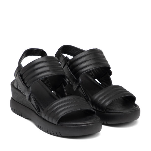 Siyah Hakiki Deri Kadın Sandalet - K26Y1SN68669-A23 - Tergan