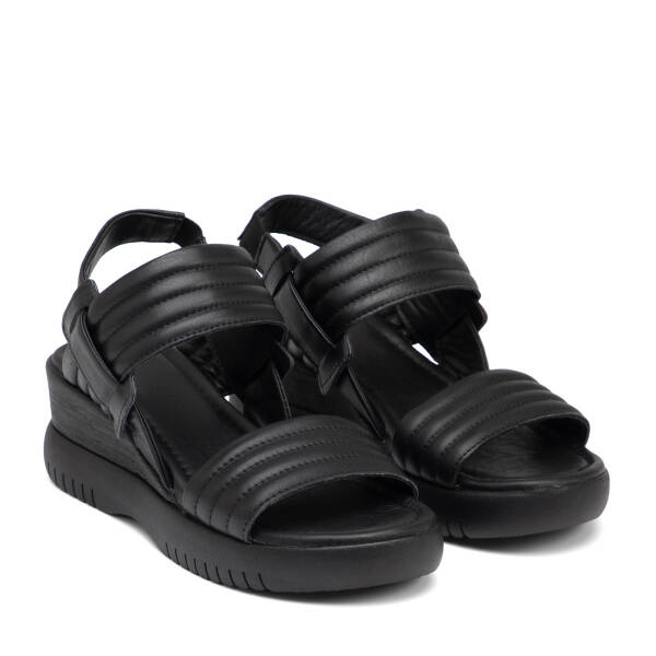 Siyah Hakiki Deri Kadın Sandalet - K26Y1SN68669-A23 - 2