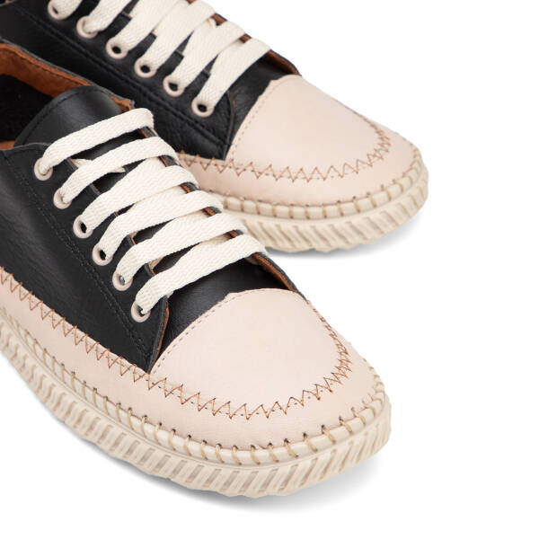 Siyah Hakiki Deri Kadın Sneaker - K26I1AY68402-A23 - 3