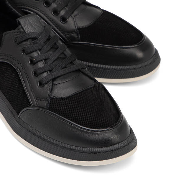 Siyah Hakiki Deri Kadın Sneaker - K26I1AY68463-A23 - 3